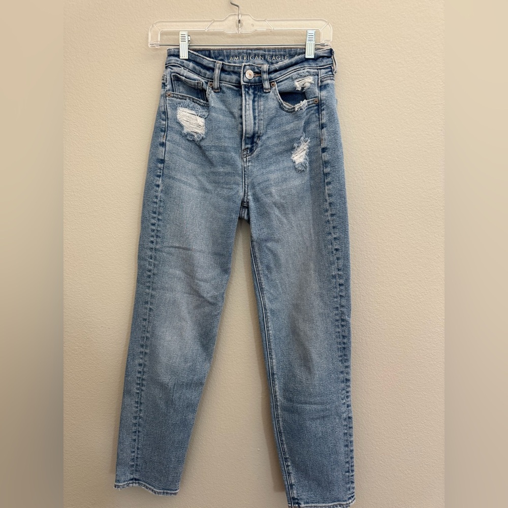 American Eagle Outfitters Light Blue Distressed Ankle Straight Leg Jeans Size 0
